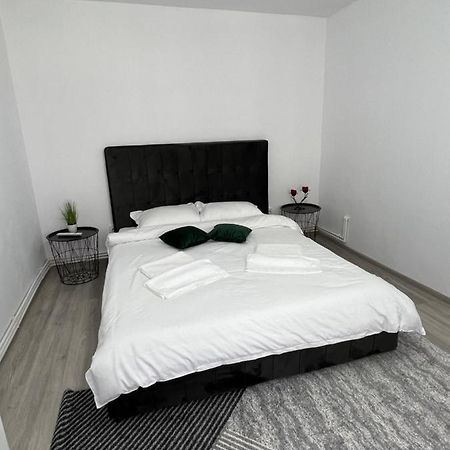 Blue Alpin Straja Appartement Vulcan  Buitenkant foto